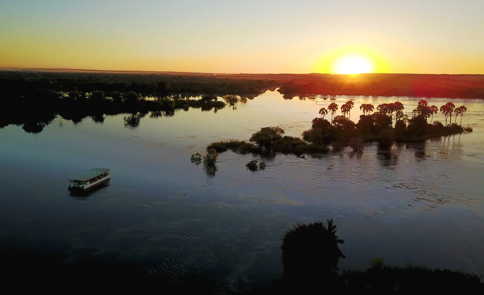 Zambezi Royal Cruise