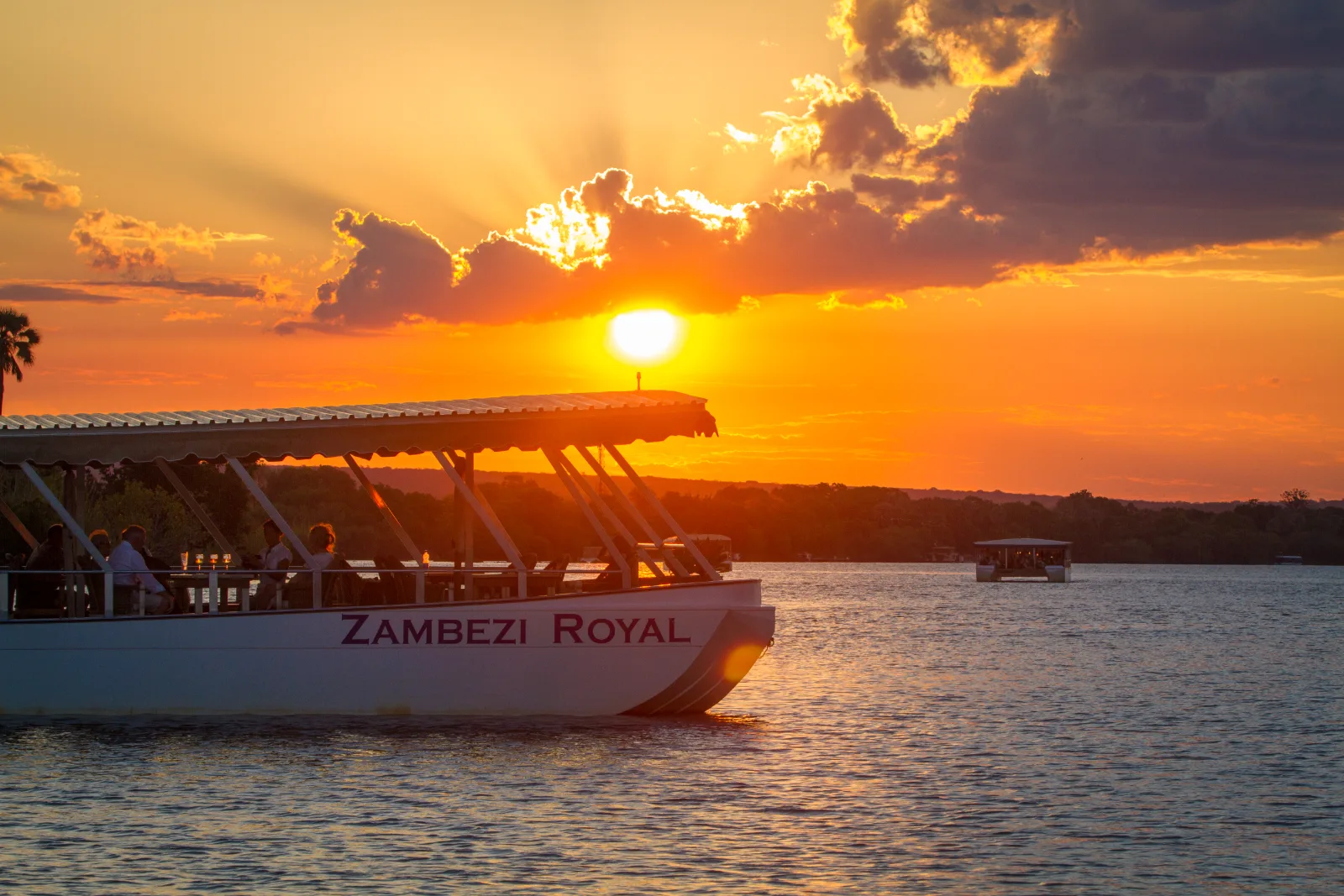Zambezi Royal Cruise